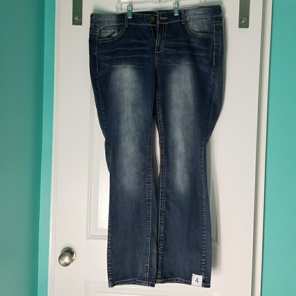 Maurices boot cut jeans